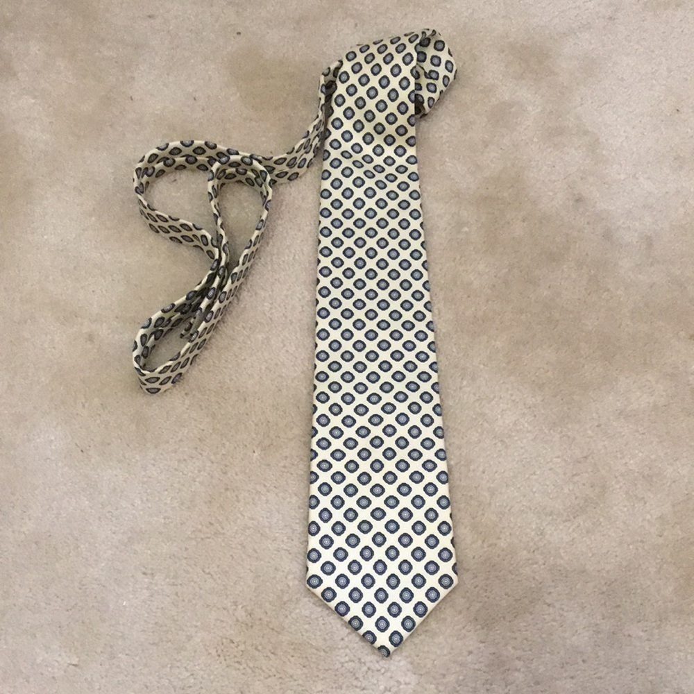 Silk tie